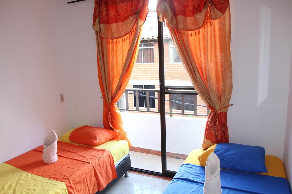 Habitaciones En Medellin Exterior photo