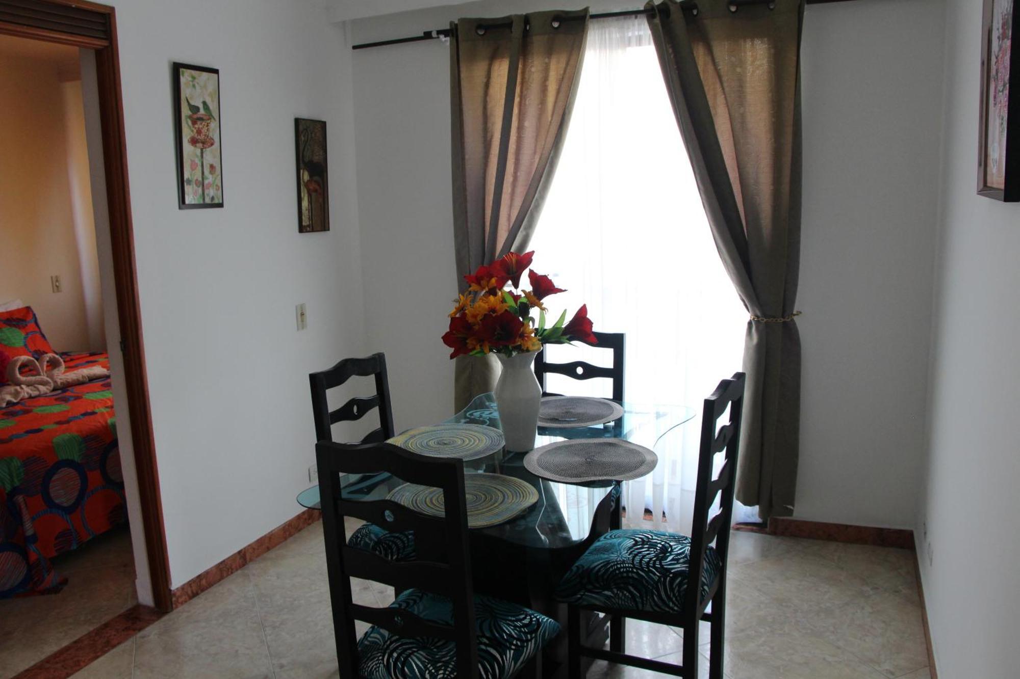 Habitaciones En Medellin Exterior photo