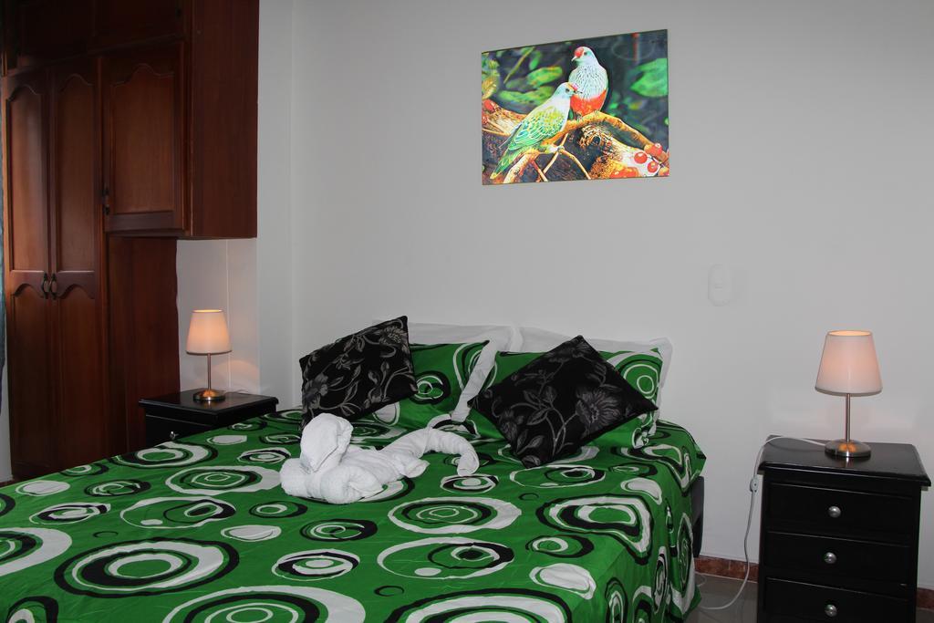 Habitaciones En Medellin Exterior photo