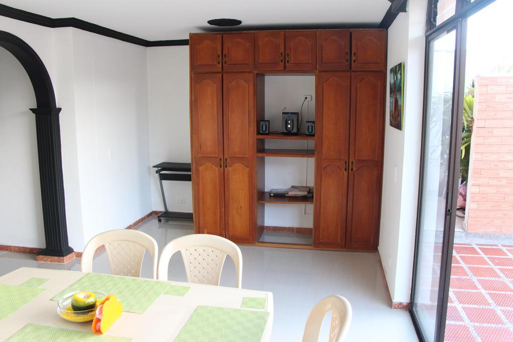 Habitaciones En Medellin Exterior photo
